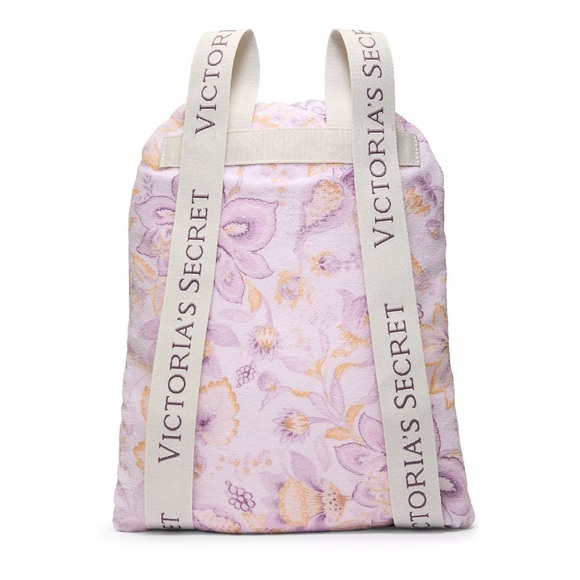 Victoria’s Secret Packable Beach Blanket - Picture 3 of 14